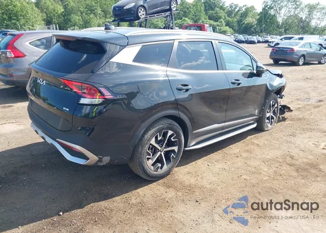 2023 Kia Sportage Hybrid Ex z USA, uszkodzony, nr VIN KNDPVCAG3P7057615